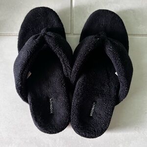 Vionic Black Plush Thong Slide Sandals